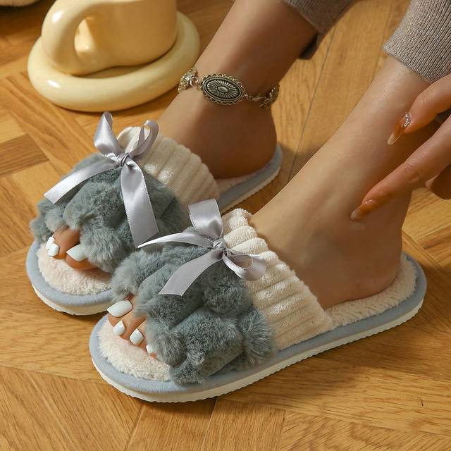 SHEIN Women&#39;s Bunny Fur Bowknot Design Slipper, Comfortable Open Toe, Solid Color House Plush Shoes For Bedroom And Floor Cleaning