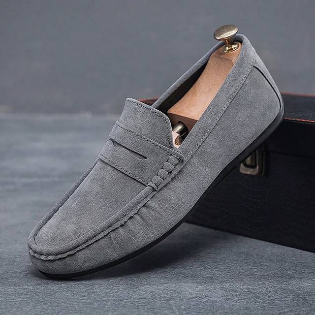 SHEIN Men&#39;s Loafers Slip-On Soft Sole Anti-Slip Retro Casual Shoes (If You Have A Wide Or High Instep, Recommend Ordering One Size Up)