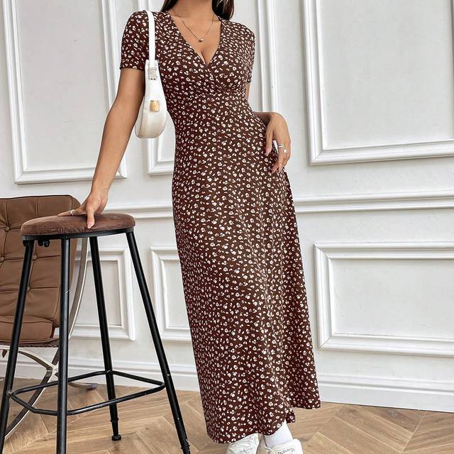 Flirla Women&#39;s Fashionable Ditsy Floral V-Neck Short Sleeve Summer Dress Maxi Women Outfit