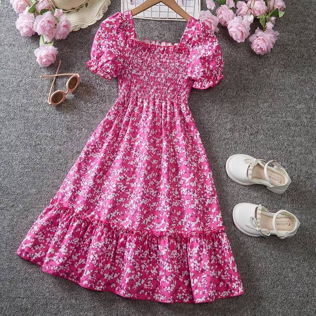 SHEIN Tween Girls&#39; Square Neckline Smocked Floral Printed Summer Dress With Short Sleeves,Holiday,Summer,Travel