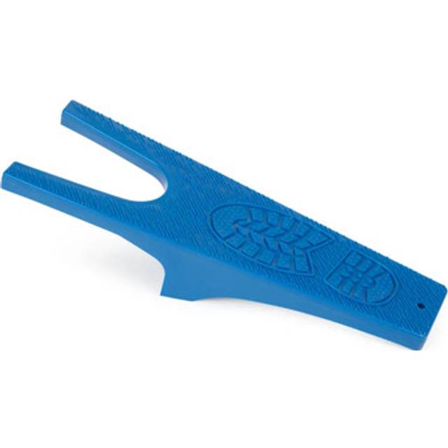 Shires Plastic Boot Jacks: Blue Colour: Blue