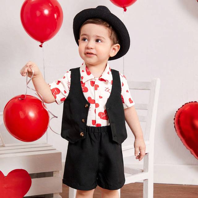 SHEIN Baby Boys&#39; Gentleman Outfits, Heart Pattern Casual Shirt, Solid Color Vest, Shorts, 3pcs/set