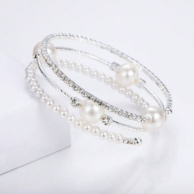 SHEIN 1pc Silver Water Drop Rhinestone & Faux Pearl Decor Bracelet, Suitable For Wedding, Party, And Daily Wear Elegant