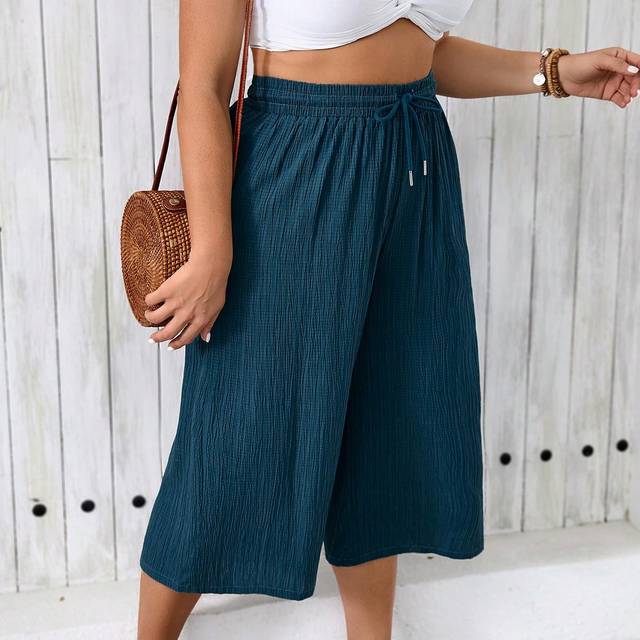 SHEIN Plus Size Solid Color Cropped Summer Pants