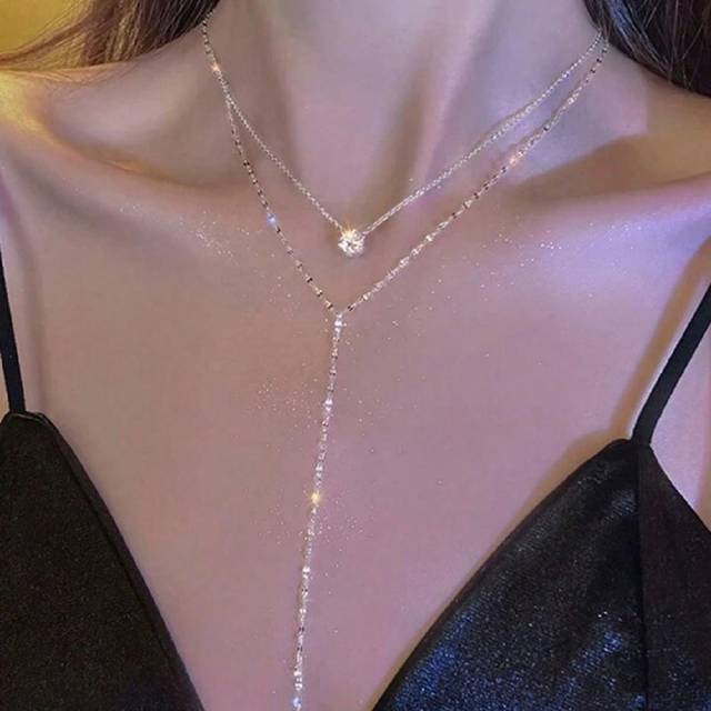 SHEIN One Long Y-Shaped Tassel Necklace With Sparkling Diamonds, A Sexy And Exquisite Clavicle Chain For Women
