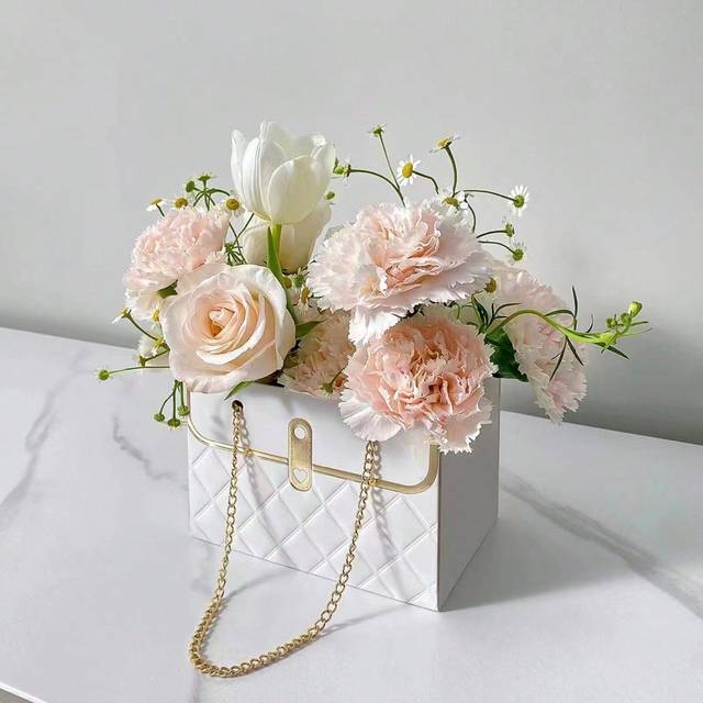 SHEIN 1pc Foldable Floral Gift Bag For Bouquets, Delicate Flower Box For Gift Packaging, Back To School Valentine Day