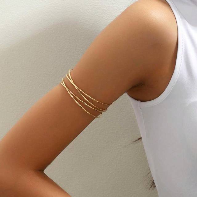 SHEIN 1 Piece Gold Arm Opening Bracelet, Upper Arm Cuff Jewelry , Cuff Bracelet For Women Girls Arm