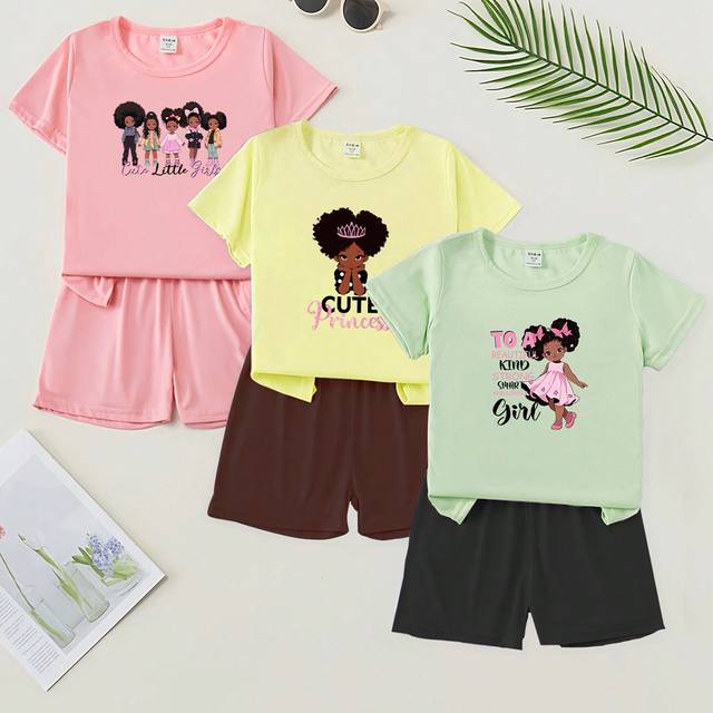 SHEIN Young Girl 3 Sets Fashionable And Cute Cartoon Printed Short Sleeve T-Shirt And Leggings Set