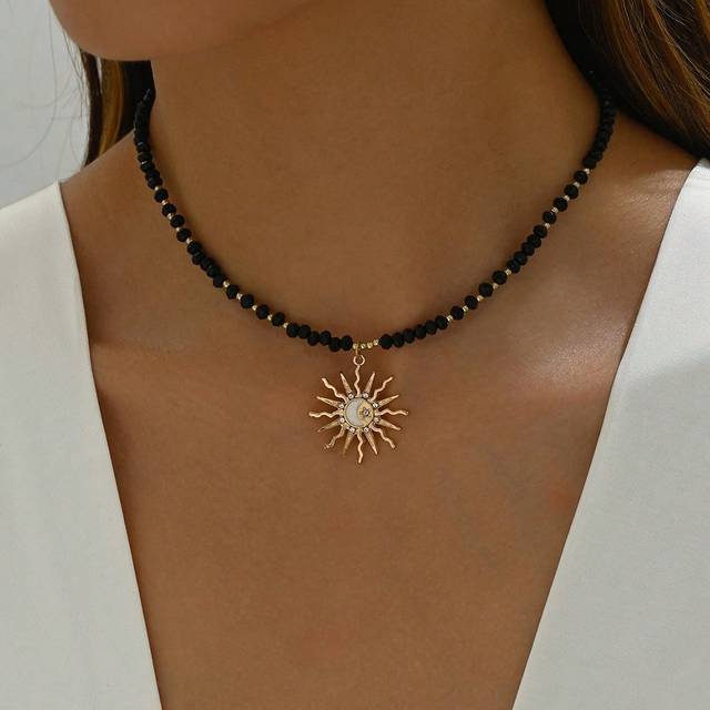 SHEIN 1pc Creative Design Rice Beaded Sun Moon Star Shaped Pendant Women&#39;s Necklace