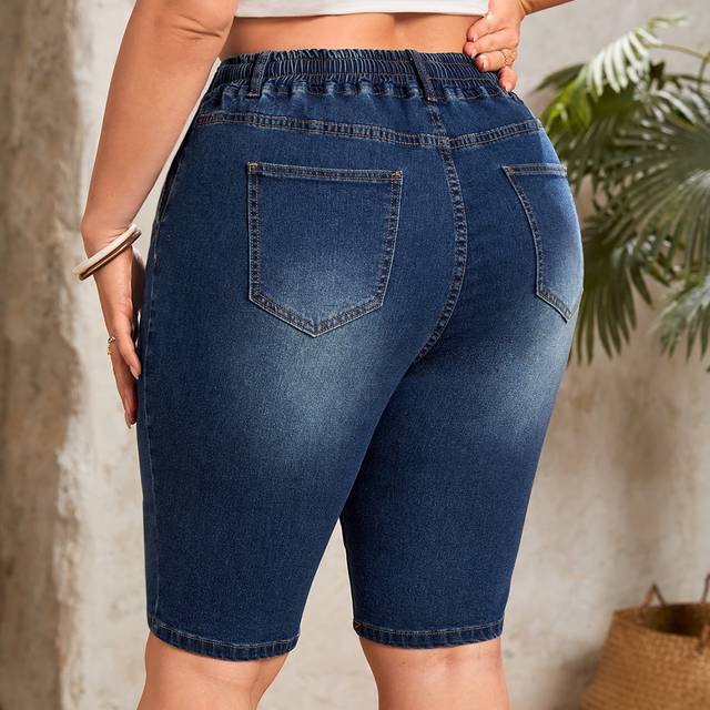 SHEIN Plus Drawstring Waist Denim Shorts