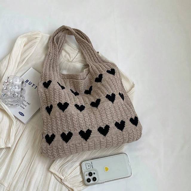 SHEIN 1pc Heart Design Knitted Crochet Handbag Shoulder Bag With Large Capacity, Fashionable Beach Bag For Commute, Perfect Valentine&#39;s Day Gift For Her, Be