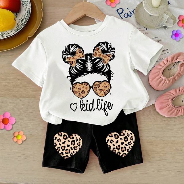SHEIN Cool Girl, Leopard Heart, Cute Girl, Baby Girl Casual Simple Round Neck Short Sleeve Outfit Suitable For Spring And Summer