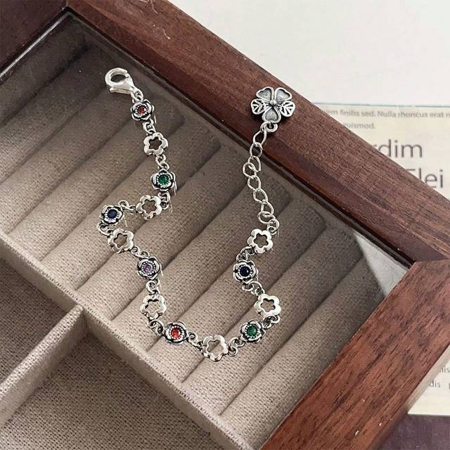 SHEIN 1pc S925 Sterling Silver Bracelet, With Unique Design Colored Cubic Zirconia Camellia Rose For Women&#39;s Simple, Fashionable And Versatile Bracelet, Per