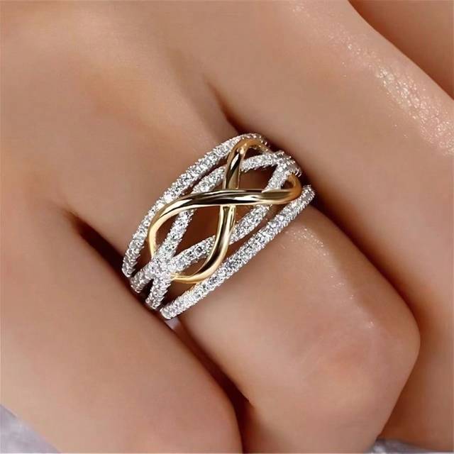 SHEIN 1pc Exquisite Luxury Cubic Zirconia Inlaid Figure-8-Shaped Ring For Engagement, Ideal For Daily Wear