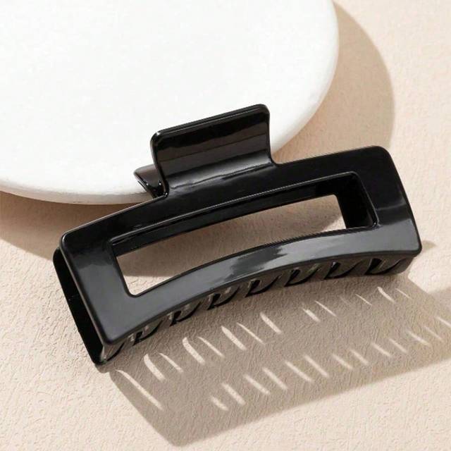 SHEIN 1pc Simple Black Shiny Square Hair Claw Clip Hairpin Headwear With Sophisticated Finish Large Square Hair Claw For Hair Updo Hair Clips Hair Jaw Clip