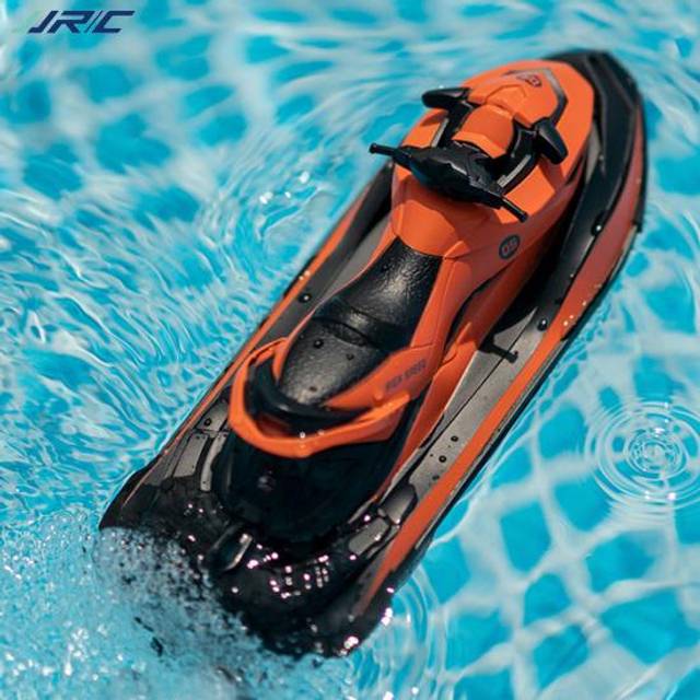 Remote Control Boat Water-proof Low Resistance High Speed Electronic Boat orange