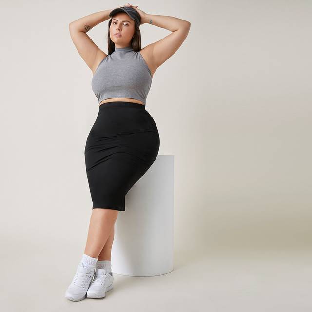 SHEIN Plus Solid Pencil Skirt