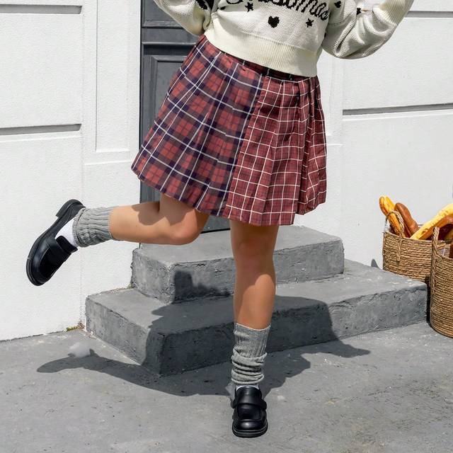 SHEIN Plus Plaid Print Pleated Skirt
