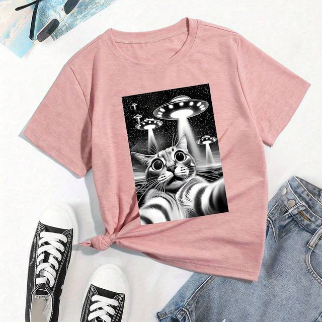 SHEIN Young Girl Space Cat Graphic Print Short Sleeve Round Neck T-Shirt