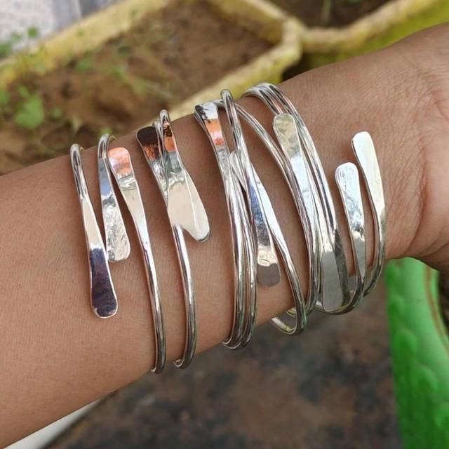 SHEIN 5pcs/Set Retro Adjustable Silver Bangles Stacking Bangles For Women Daily Party Holiday Jewelry Birthday Gift