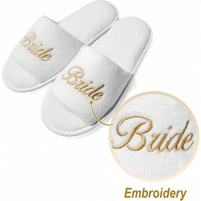 SHEIN Women&#39;s Gold Bride Embroidered Logo 28.5cm Open Toe White Coral Velvet Fabric Disposable Slippers, Comfortable To Wear With Added Fluff, Ideal For Wed
