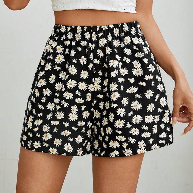 SHEIN Summer Casual Daisy Print Wide Leg Shorts