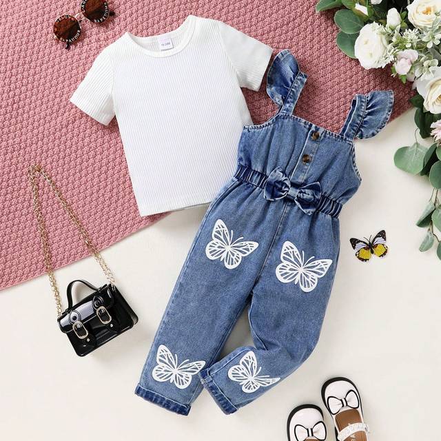 SHEIN 2pcs Young Girl Elegant Sweet Plain Ribbed T-Shirt And Denim Romper With Butterfly Printed Ruffle Hem, Suitable For Casual, Daily, Vacation & Party