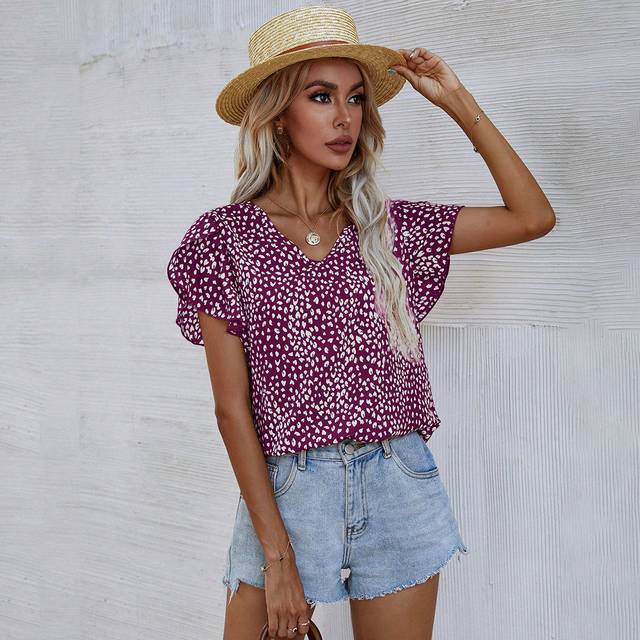 Niay Women&#39;s Allover Printed V-neck Blouse With Puff sleeves