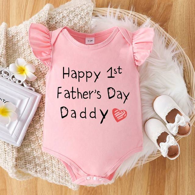SHEIN Baby Girl Father&#39;s Day Simple Letter Printed Cap Sleeve Romper, Summer