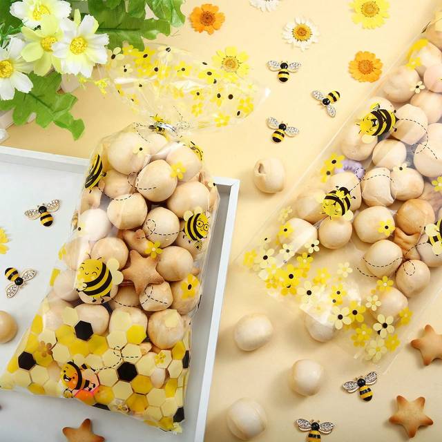 SHEIN 30Pcs Bee Candy Bags Yellow Honey Transparent Plastic Gift Bags With Golden Twist Ties Bee Birthday Party Decoration, Back To School Valentine Day Mot