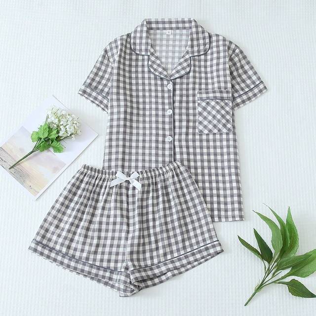 SHEIN 2pcs Women&#39;s Plaid Print Pajamas Set, Short Sleeve Button-Down Shirt And Shorts, Summer Casual Sleepwear, Two Pieces Set