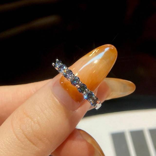 SHEIN 1Pc Sparkle Moissanite Diamond Engagement Ring Wedding Band For Women S925 Sterling Silver Promise Ring Eternity Ring Anniversary Ring Luxury Jewelry