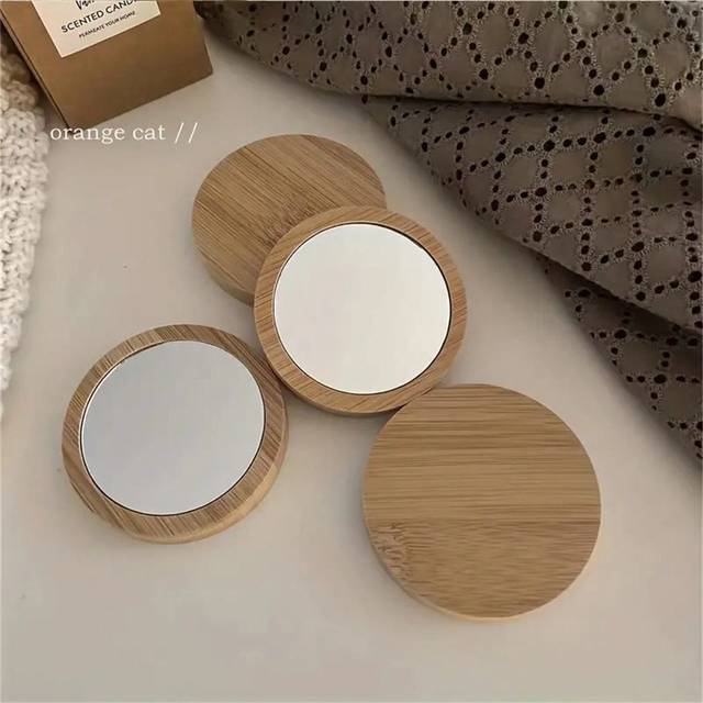 SHEIN 1/10Pcs, Portable Wooden Mirror For Travel And On-The-Go - Compact Round Mirror For Handheld Beauty Touch-Ups