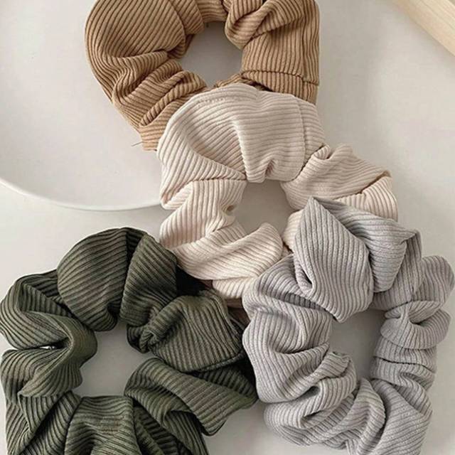 SHEIN 4pcs Women&#39;s Multi-Color Fabric Pleated Scrunchies, Ideal For Ponytail, Bun, High Elasticity Hair Ties Without Hair Damage, Simple And Versatile Perso