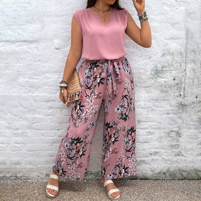 SHEIN Plus Size Summer Boho Solid Color Notched V Neckline Shirt And Flower Print Wide Leg Pants Two Pieces Set For Vacation,Holiday Outfits Boho