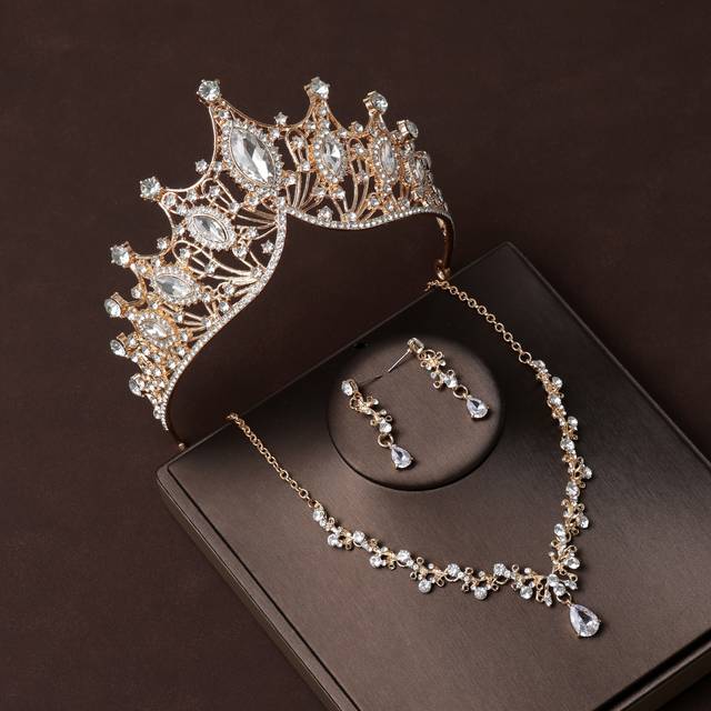 SHEIN 4pcs/Set Women&#39;s Bridal Crown-Shaped Necklace And Earring Set With Delicate Design For Wedding And Party Accessories Combination Royal Tiaras Hallowee
