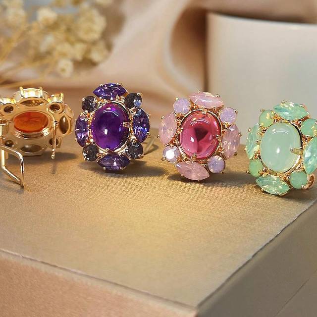 SHEIN 1pair Fashionable And Cute Multi-Colored Cubic Zirconia Flower Earrings (Suitable For Women&#39;s Casual Wear, Gifts, And Daily Wear) Valentines,Mom,Mothe