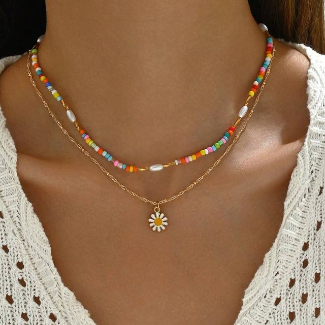 SHEIN Glass Rice Bead Flower Women&#39;s Multi-Layer Necklace, Pendant Necklace(Handmade Chain Cut To Size, Variable Number Of Pearls, Variable Size Of Rhinesto