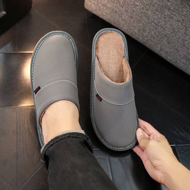 SHEIN Luxury Extra Large Size Men&#39;s Slippers, Faux Leather PU, Elegant Winter Oversized Slippers