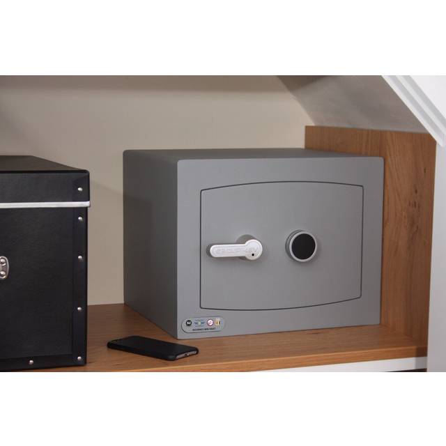 Cash Vault with Standard Key Lock 294h x 374w x 326d mm with 1 Shelf I