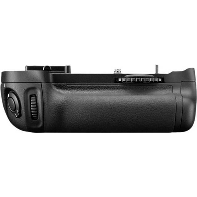 Nikon mb-d14 original multi-power battery pack portrait format d600 d610...