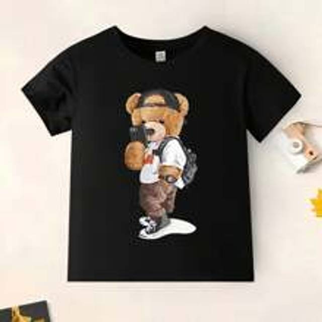 Ung pojke tryckt björn T-shirt med rund hals och streetstyle och coolt mode för våren/sommaren 2024 - Svart (6Y,7Y,8Y,9Y,10Y,11-12Y,4Y,5Y,13-14Y)