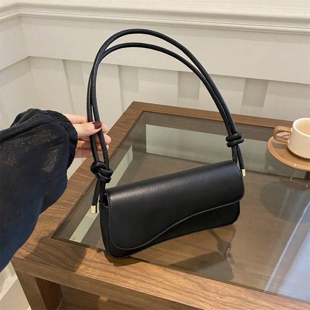 SHEIN Fashionable Solid Color Asymmetrical Flap Adjustable Shoulder Bag, Suitable For Shopping, Wallets, Shopping, Young Women, College Students, Newcomers,