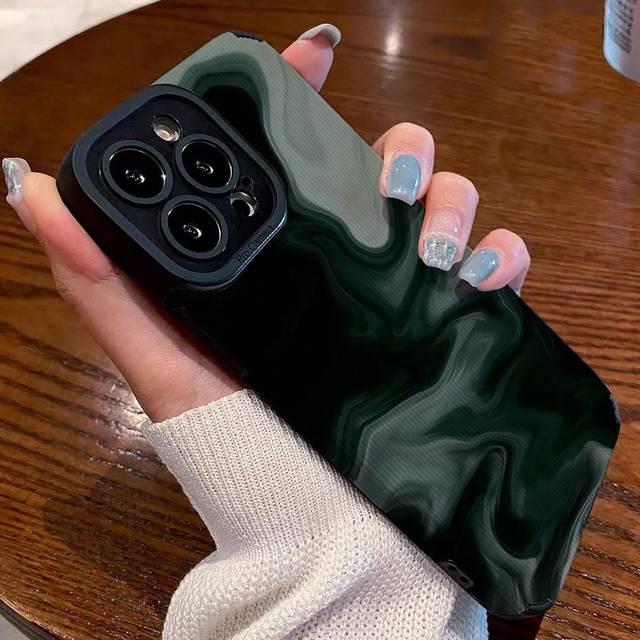 SHEIN Apple Camo 1pc Leather-Look 3d Soft Shockproof Phone Case With Gradient Color Design, Compatible With Iphones And Samsungs
