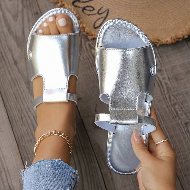 SHEIN Women Gold Flat Sandals Outdoor Beach Slippers Bohemian Style Comfortable Vacation Slides