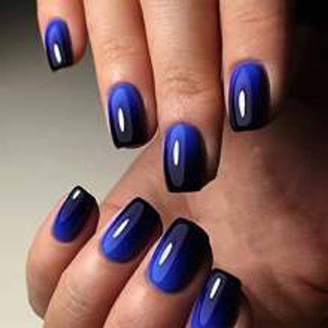 Fashionabla 24 st blå och svarta gradient lyster tryck-på korta fyrkantiga naglar för att skapa dagligt elegant utseende plus gelé gel & nagelfil nage