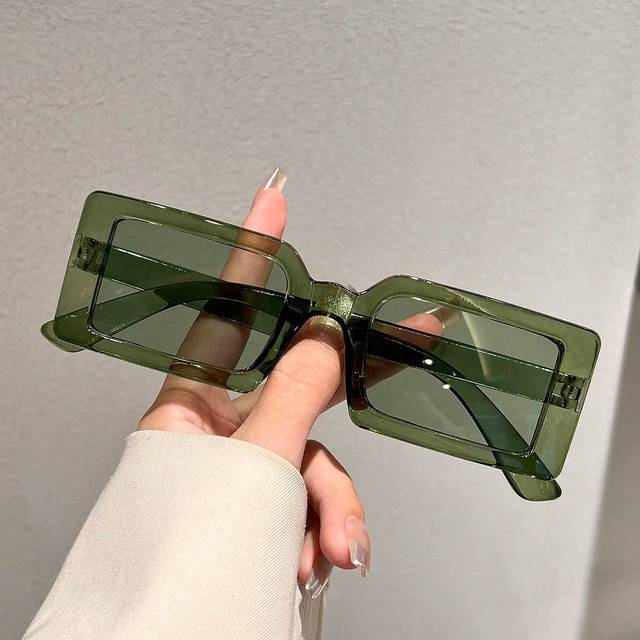 SHEIN 1 Pair Small Rectangular Frame Fashionable Fashion Glasses, Suitable For Vacation, Travel, Sports Style, Driving, Festivals, Beach, Electronic Music F