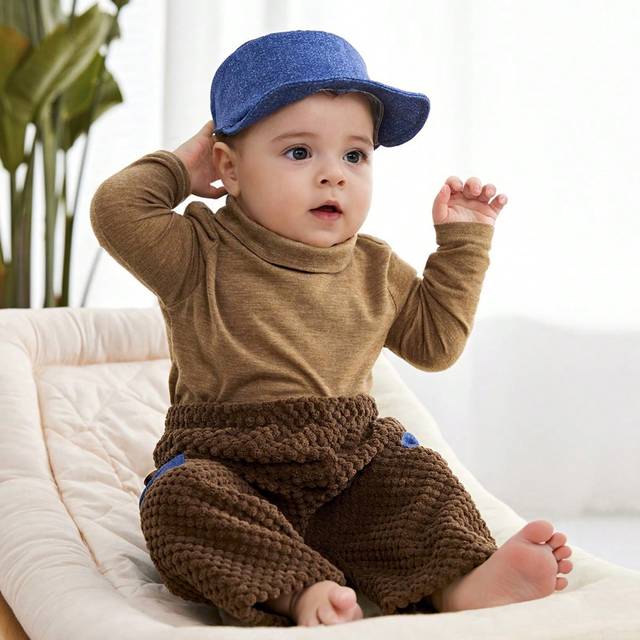 SHEIN Baby Boy Set Of 2 Casual And Lovely Pants & Hat Photography Outfits, Suitable For Vacation, Shooting And Festive Gathering