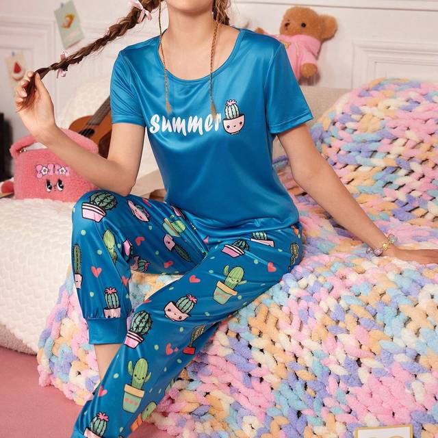 SHEIN PJS15 Milk Silk 140g Digital Print Short Sleeve Crew Neck Pajamas Set For Women