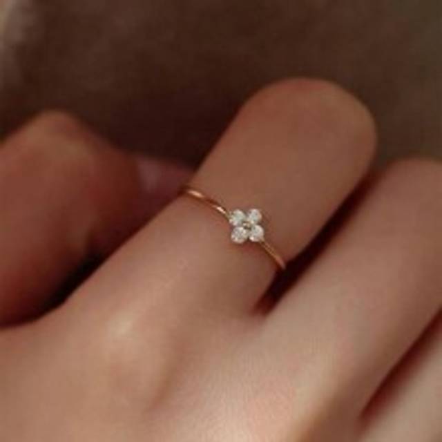 1 st ljus lyxig fashionabel diamantring med 4 stift, enkel ring för dagligt slitage, 14 k gulguldpläterad stapelbar ring, rundskuren morganitjubileums - Multi-color (US-5,US-6,US-7,US-8,US-9,US-10)